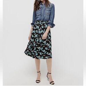 J. Crew Pleated Midi Skirt Botanical Bees Novelty Print Black Teal Nature Whimsy
